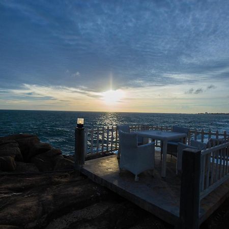 Hotel Zeilan Sunset Point Unawatuna Exterior photo