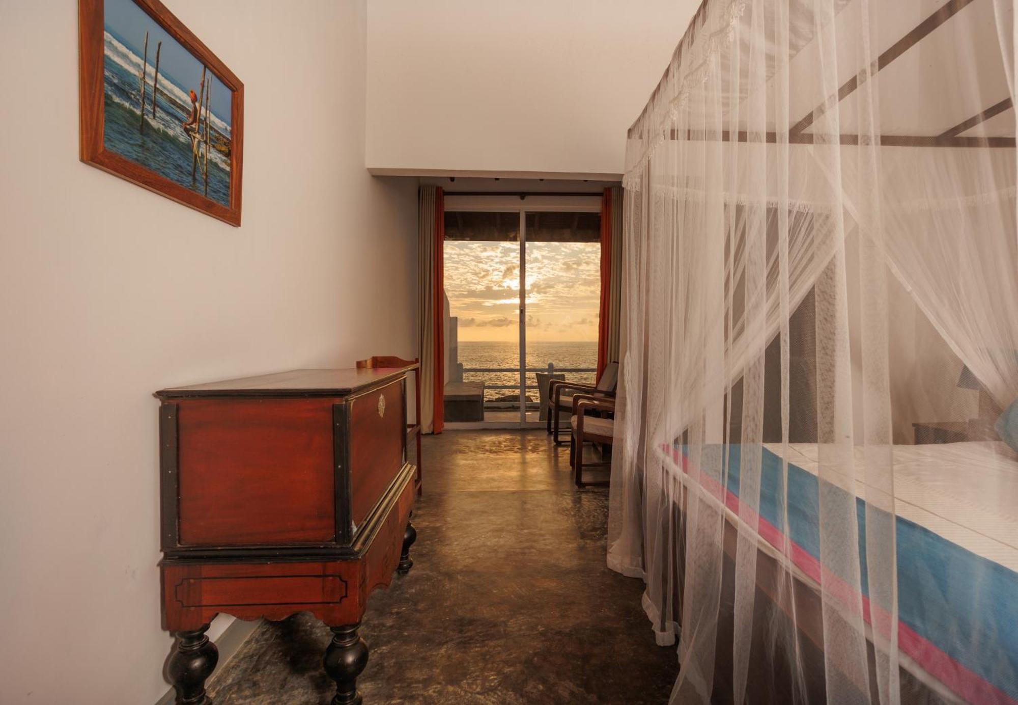 Hotel Zeilan Sunset Point Unawatuna Exterior photo