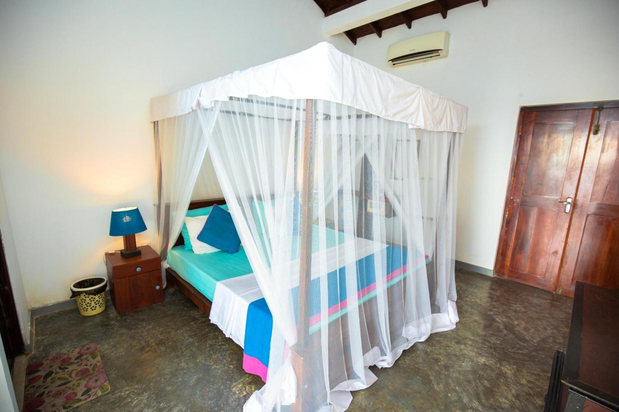 Hotel Zeilan Sunset Point Unawatuna Exterior photo