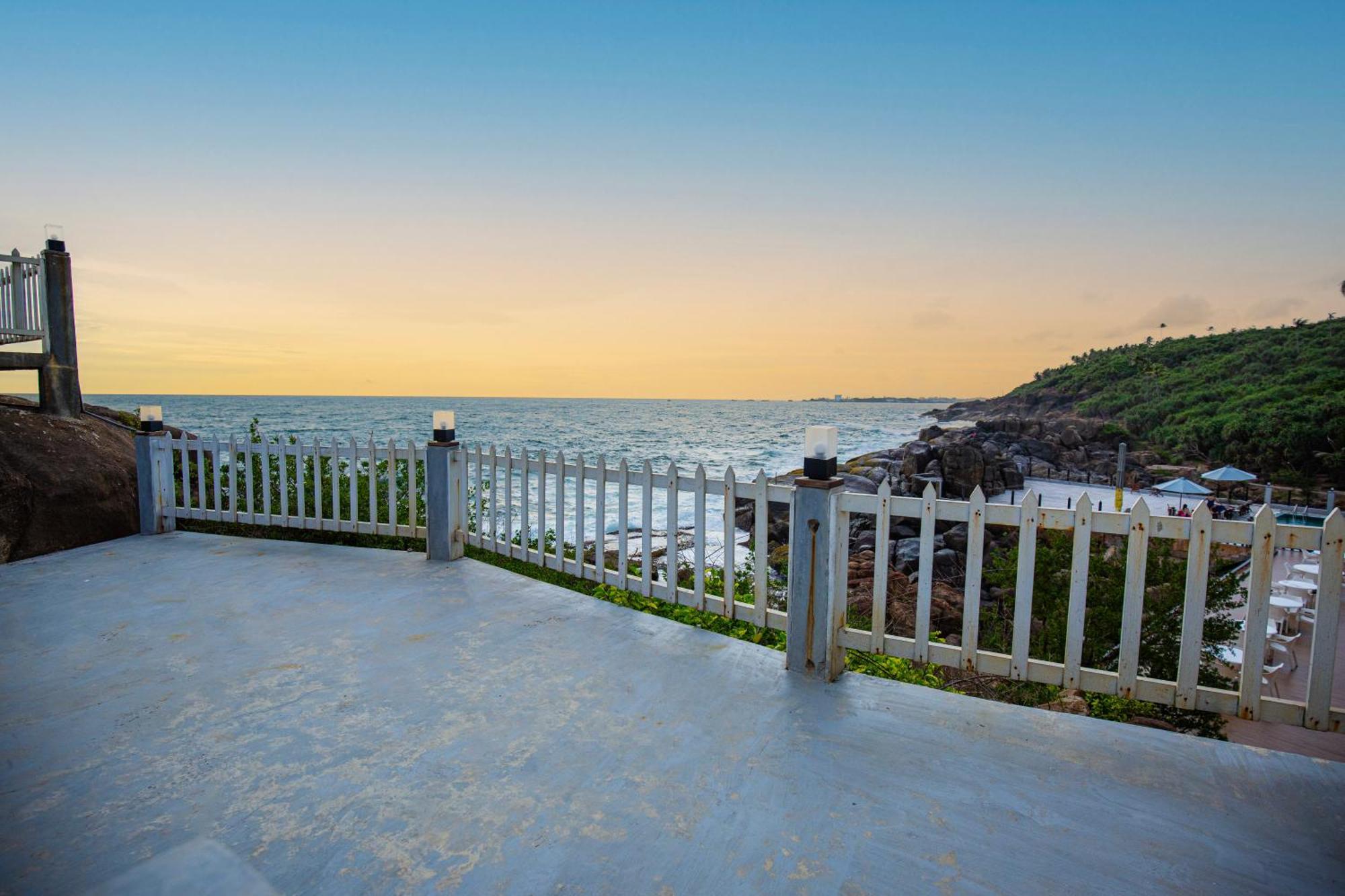 Hotel Zeilan Sunset Point Unawatuna Exterior photo