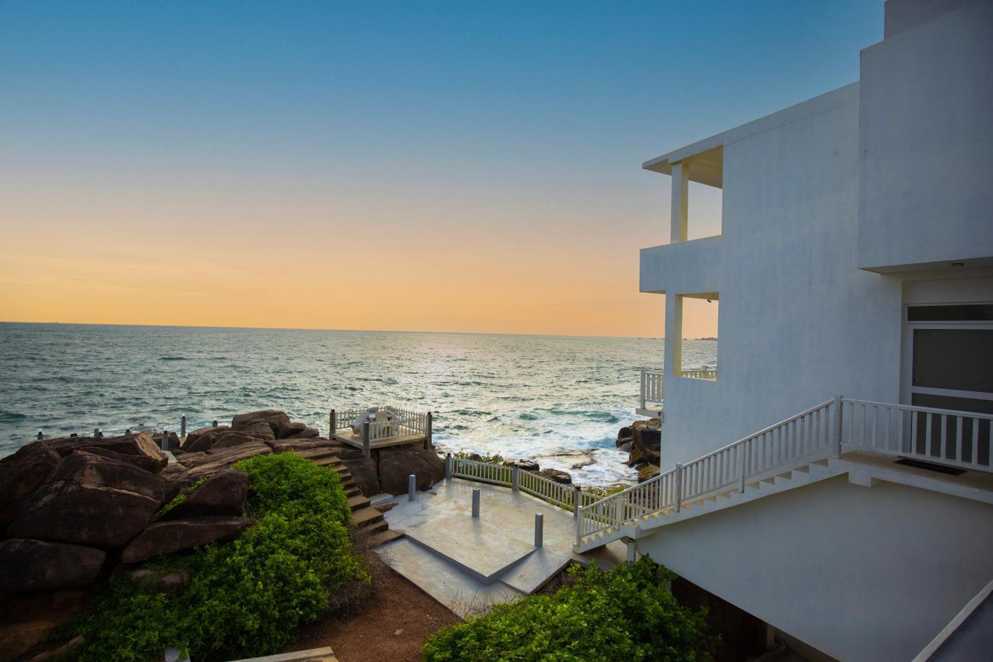 Hotel Zeilan Sunset Point Unawatuna Exterior photo